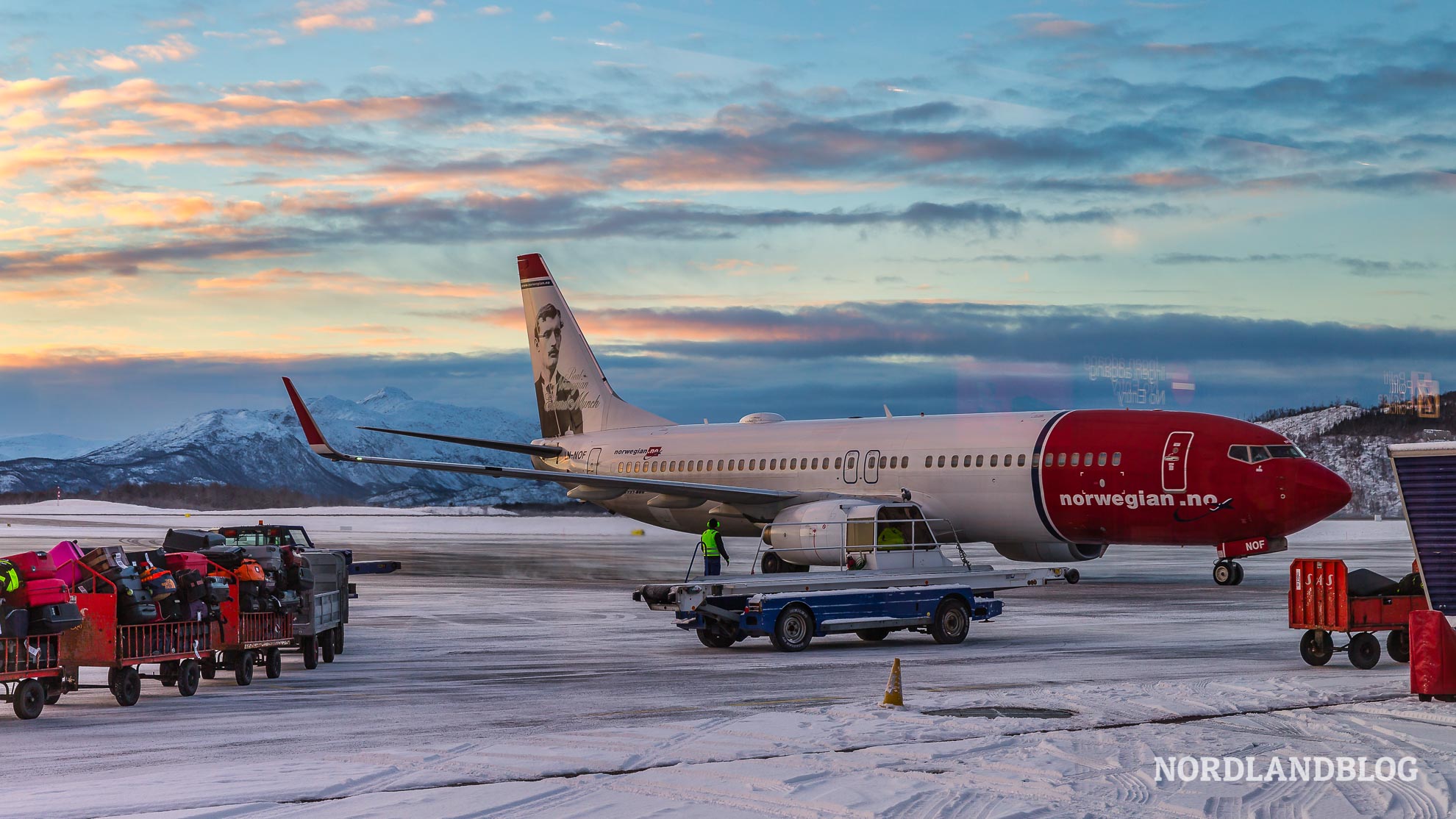 Flieger Norwegian Air Flughafen Evenes Norwegen Anreise auf die Lofoten