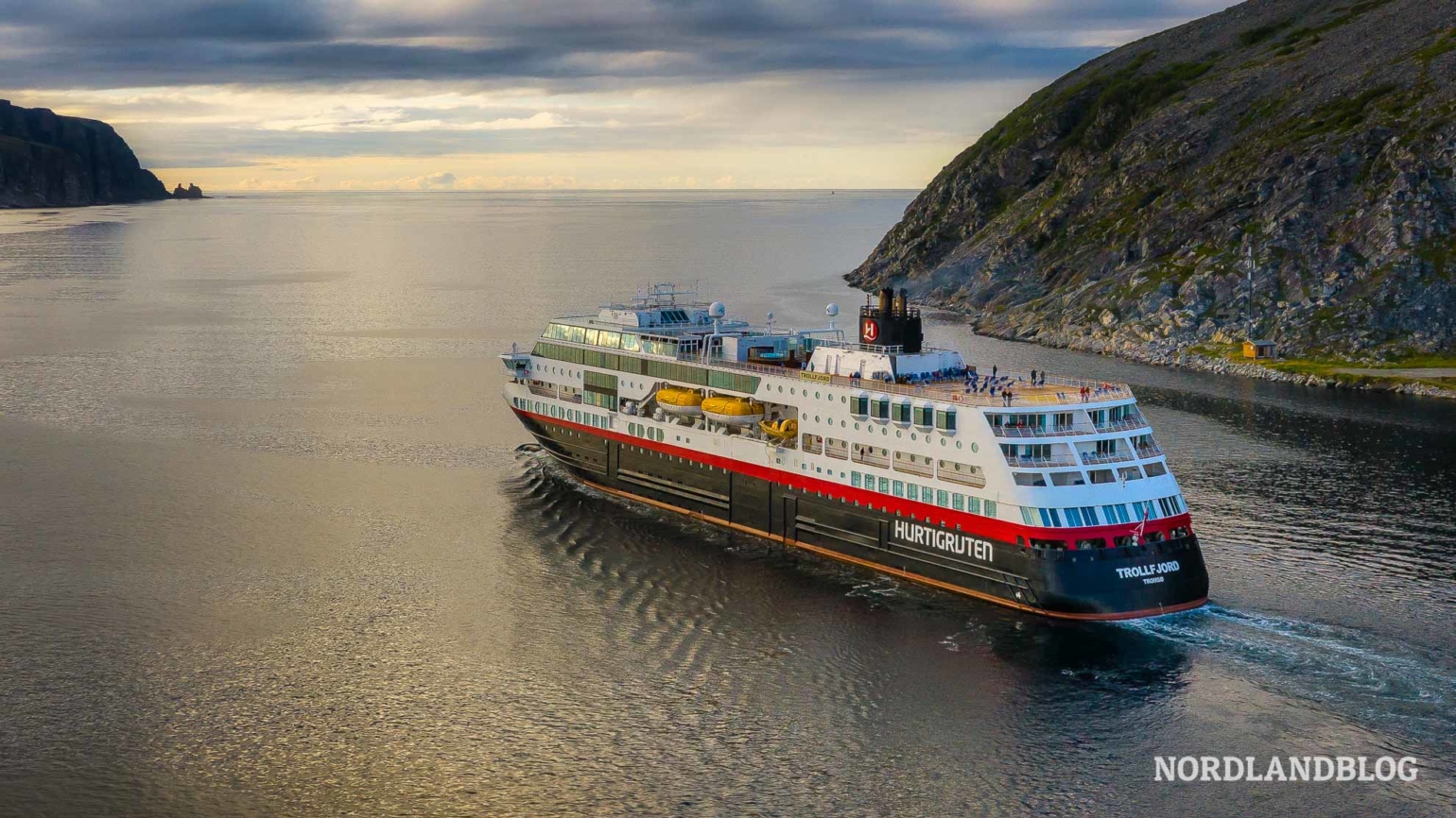 Anreise auf die Lofoten mit dem Auto, Wohnmobil, Schiff oder Flieger