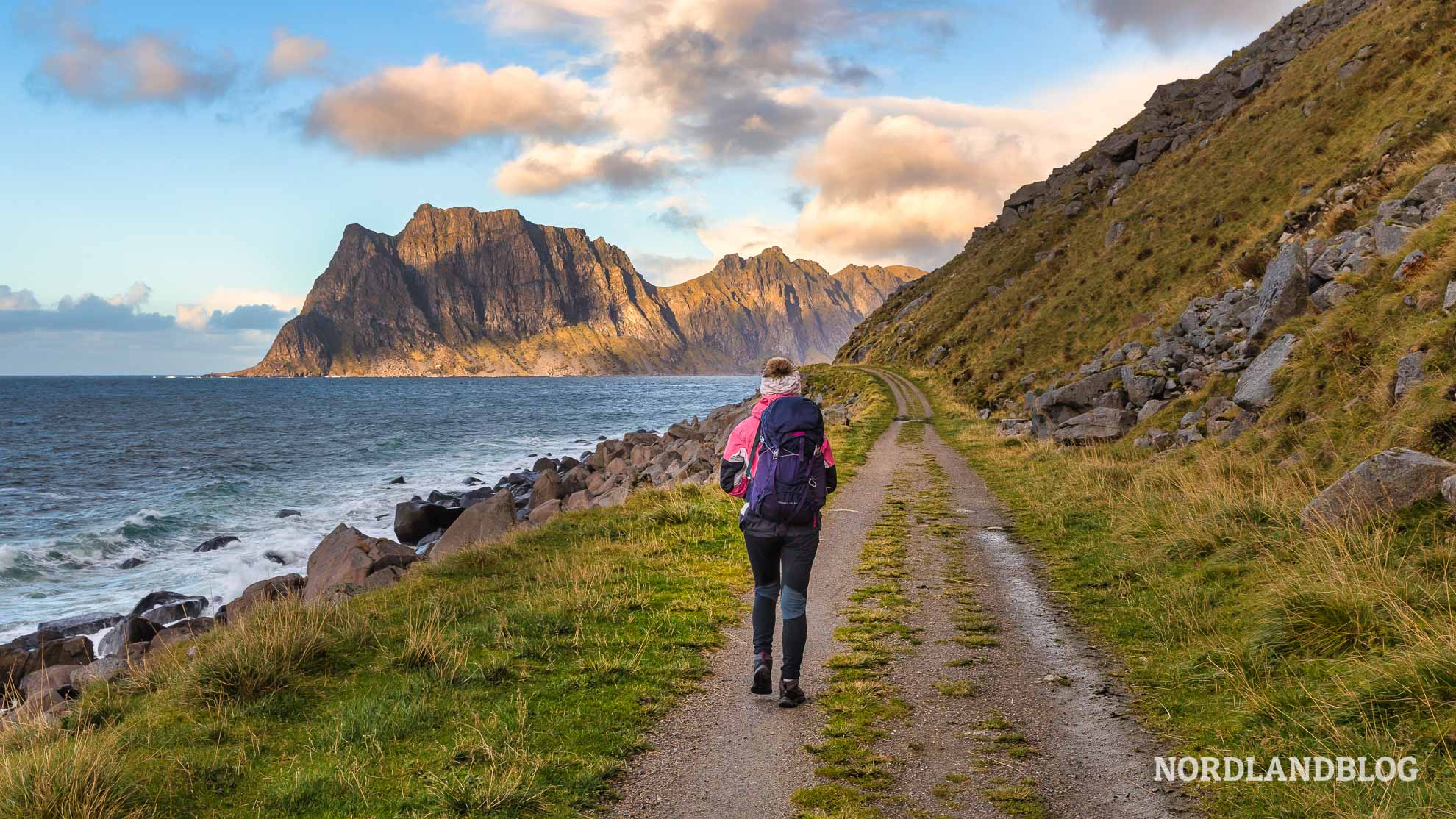 Wanderung Haukland Uttakleiv Wandern auf den Lofoten (Norwegen)