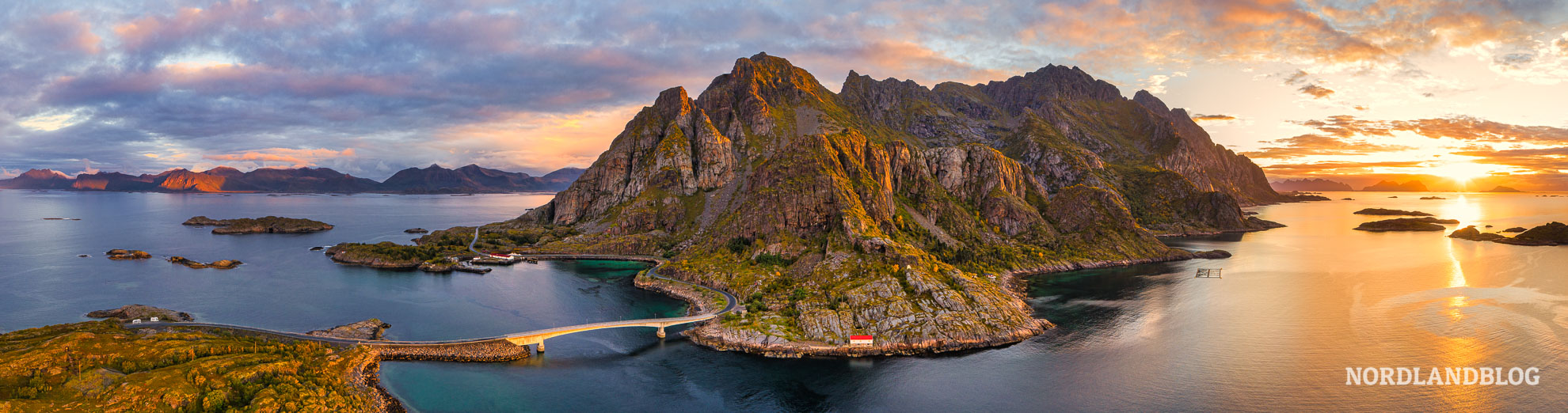 Lofoten Sehenswürdigkeiten und Highlights Panorama Fischerdorf Henningsvaer