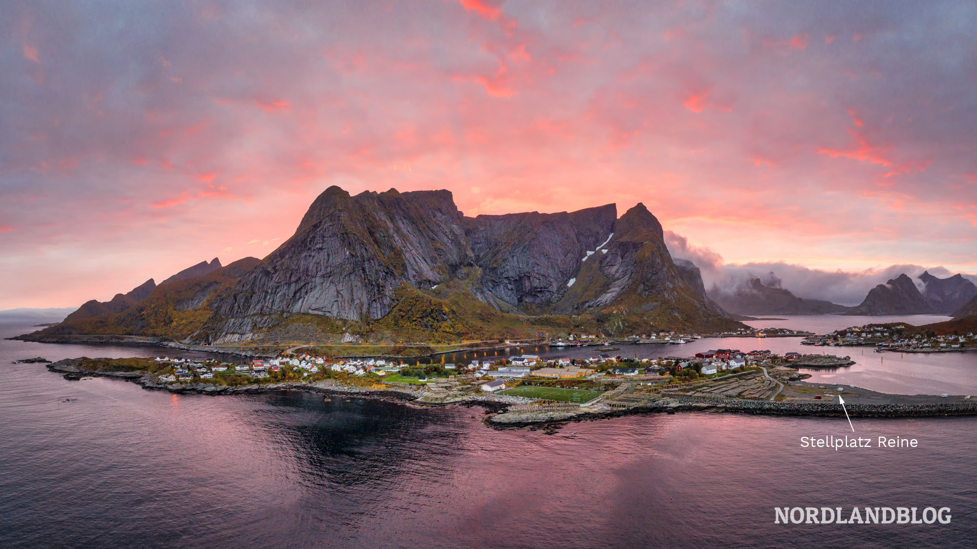 Stellplatz-Reine-Camping-auf-den-Lofoten-(Norwegen)