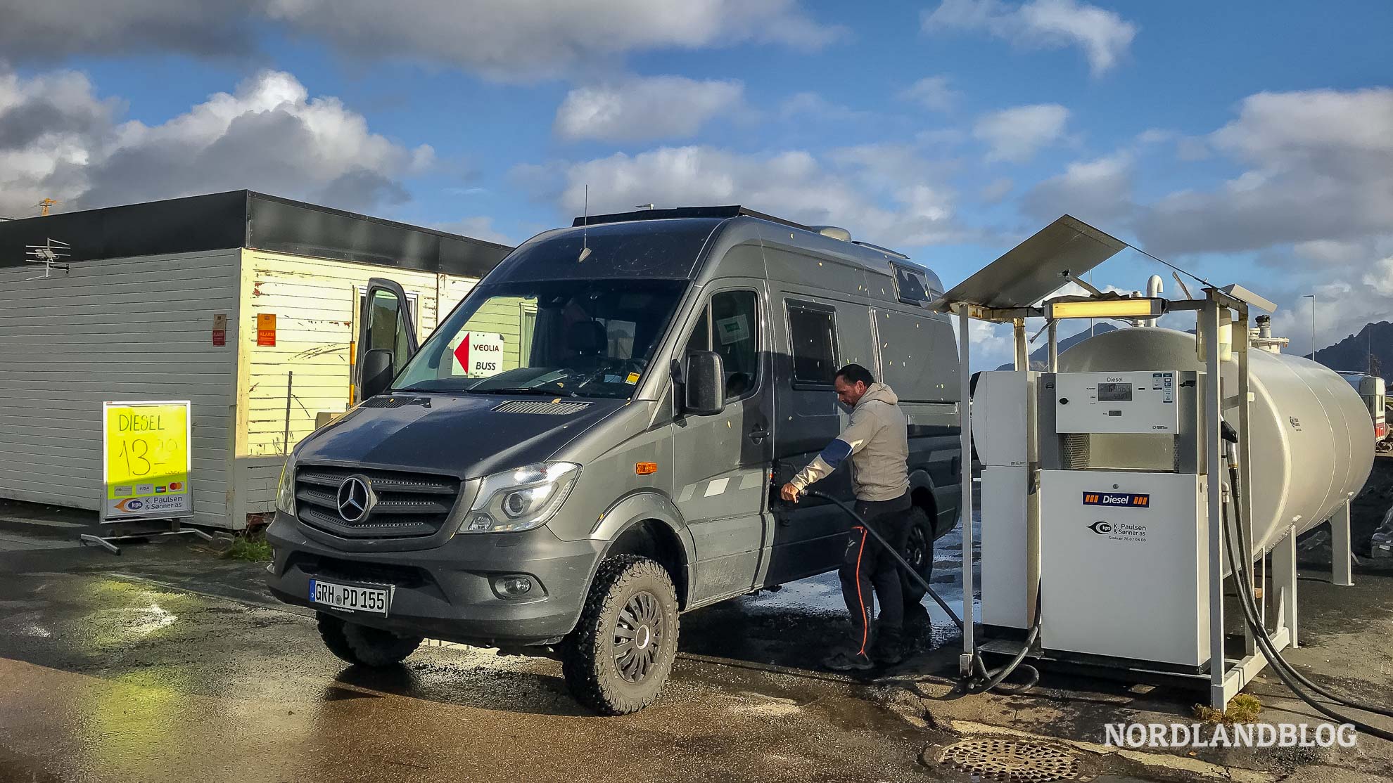 Tankstation in Svolvaer (Lofoten - Norwegen) - Camping auf den Lofoten in Norwegen