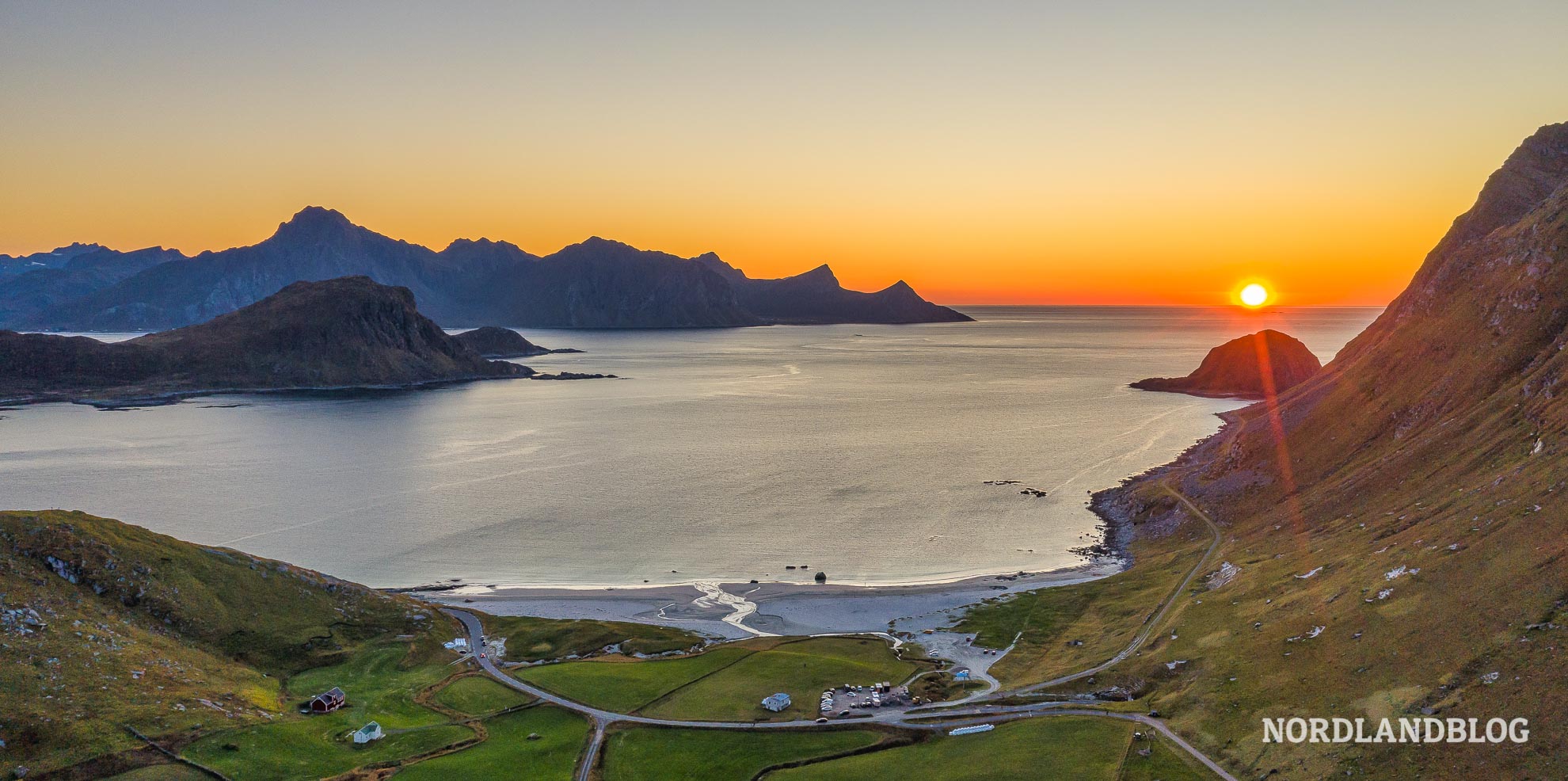 Wanderung_Mannen_Lofoten_Sonnenuntergang