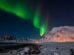 Gewaltige-Polarlichter-auf-den-Lofoten-in-Norwegen
