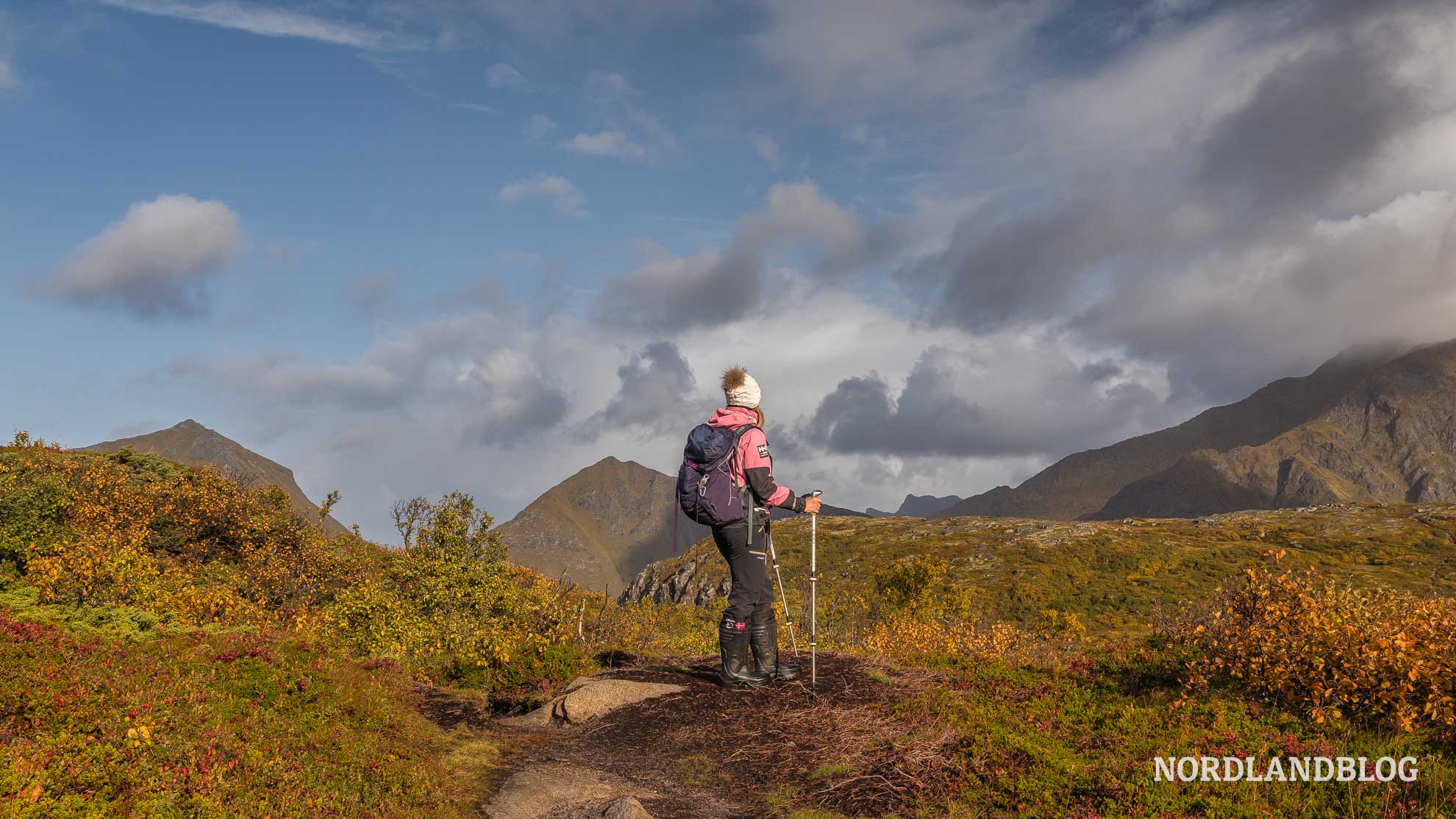 Blick auf den Gipfel - Wanderung Holandsmelen, Lofoten, Nordnorwegen