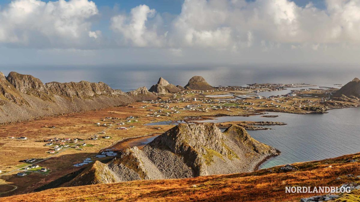 Rückweg vom Haen Insel Vaeroy Lofoten Norwegen