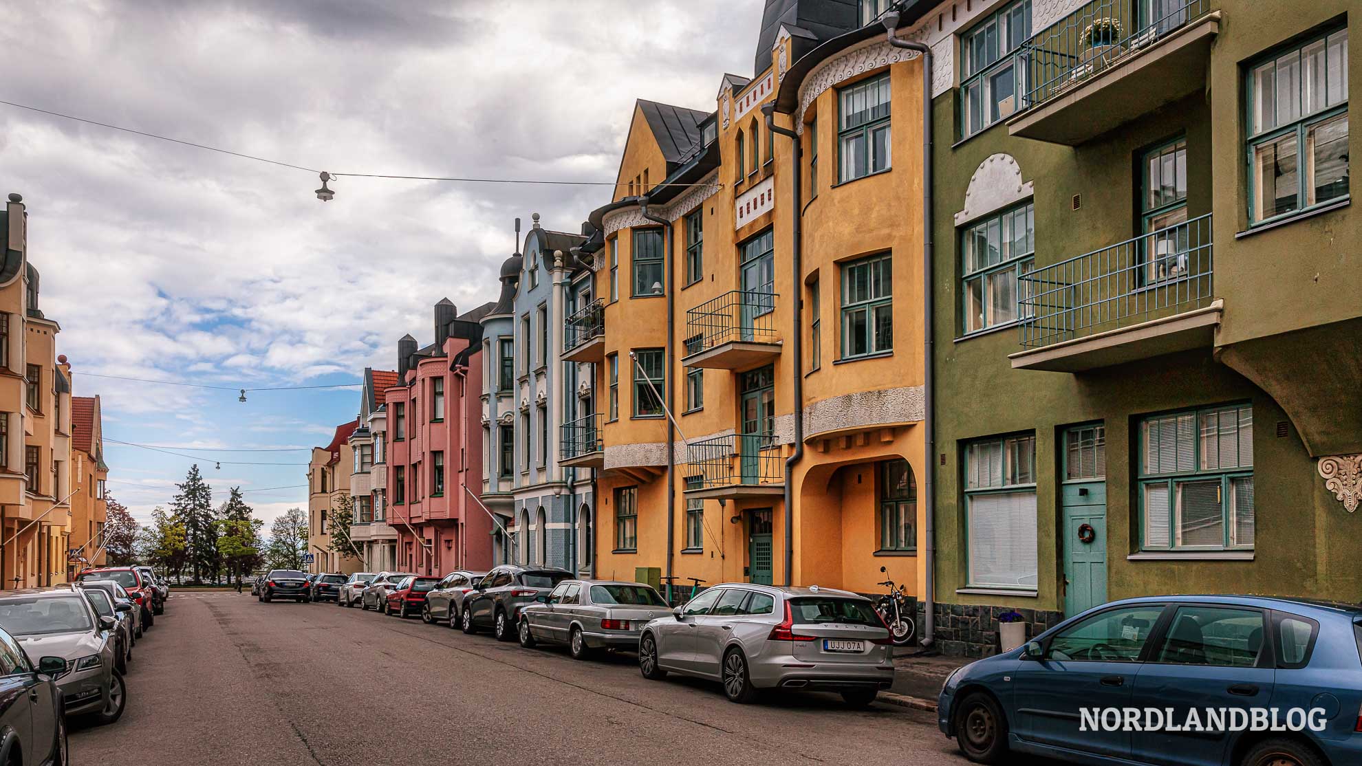 Bunte Haeuser Huvilakatu Helsinki Finnland