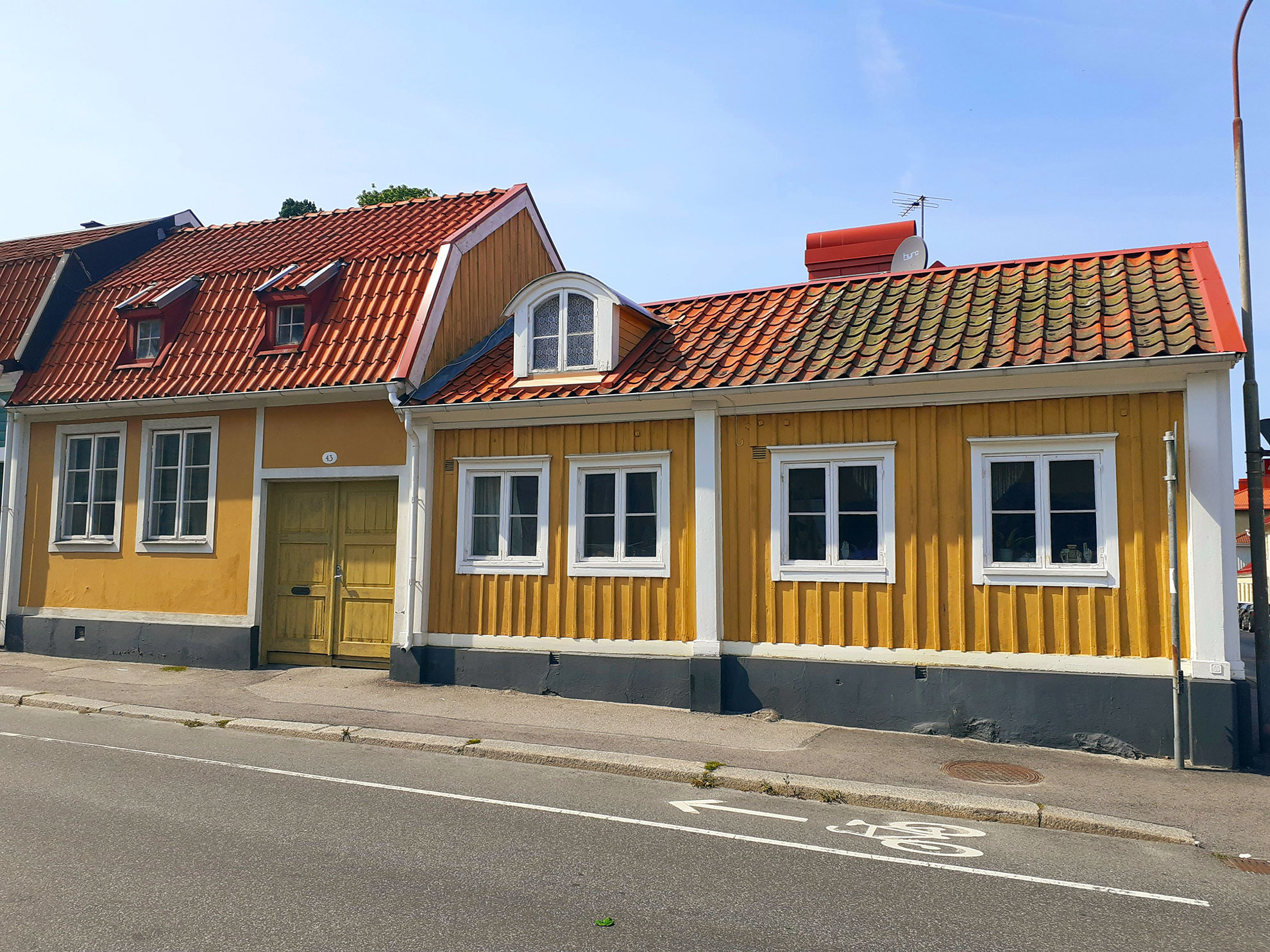 Karlshamn - Historische Häuser endlang des Radweges.