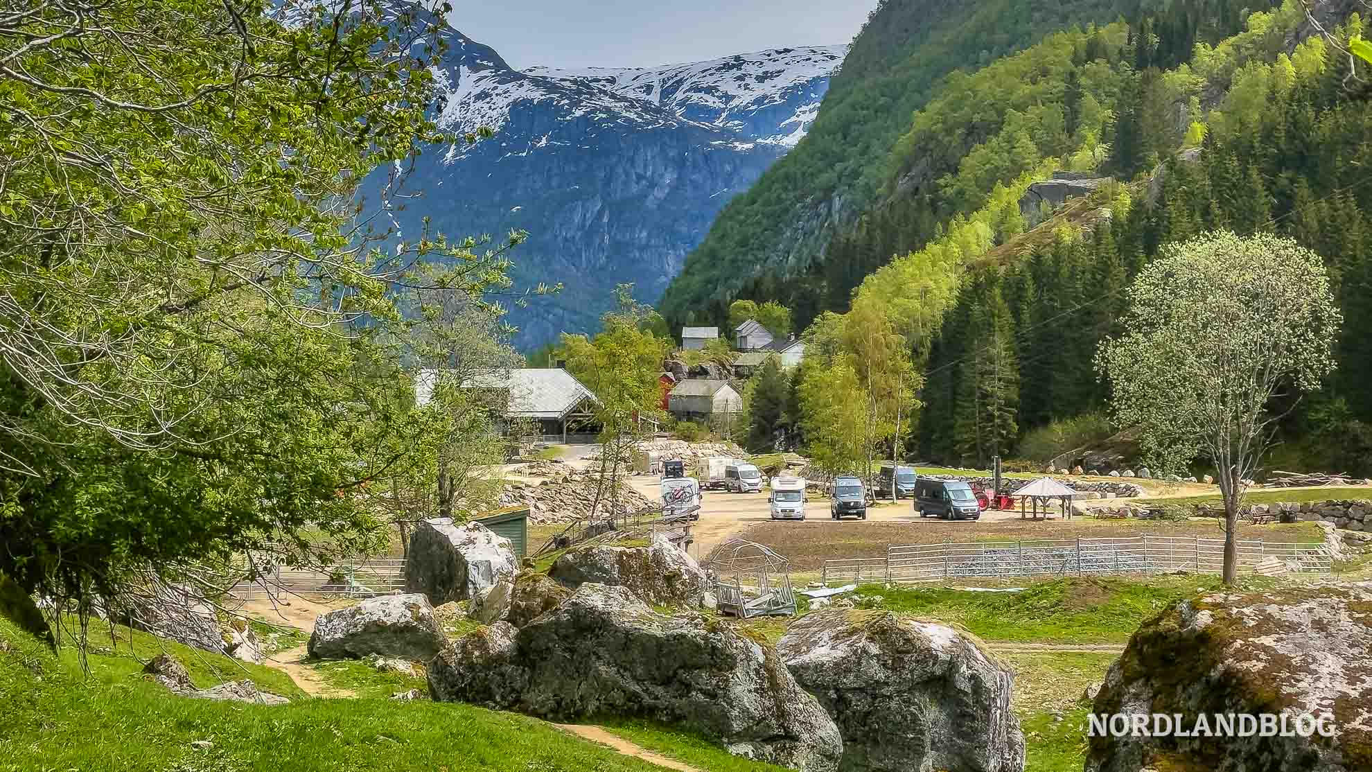 Blick zum Stellplatz - Buarbreen Wanderung (Norwegen)