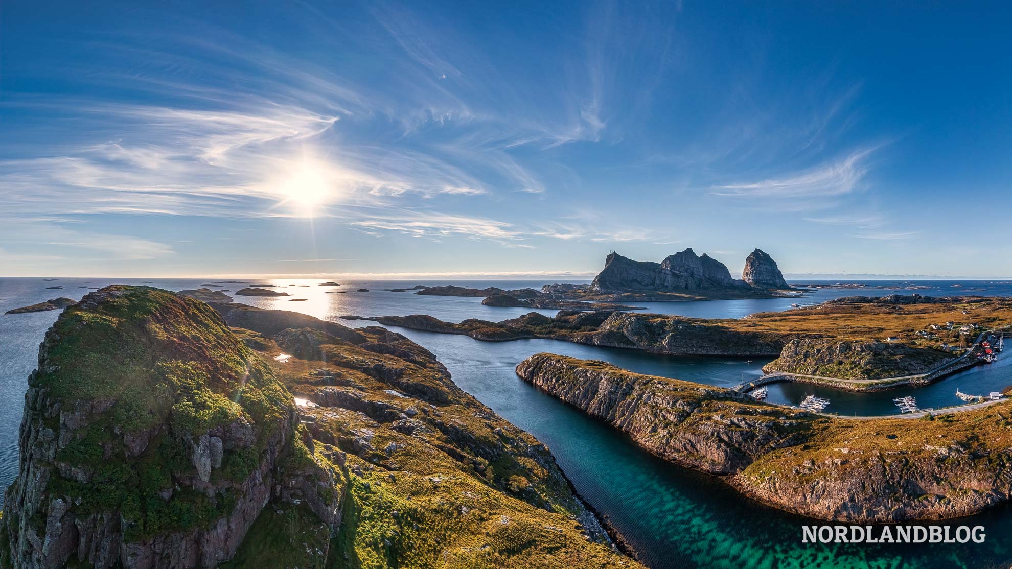 Blick auf die Insel Sanna- Træna Helgelandskysten Kystriksveien Fv17