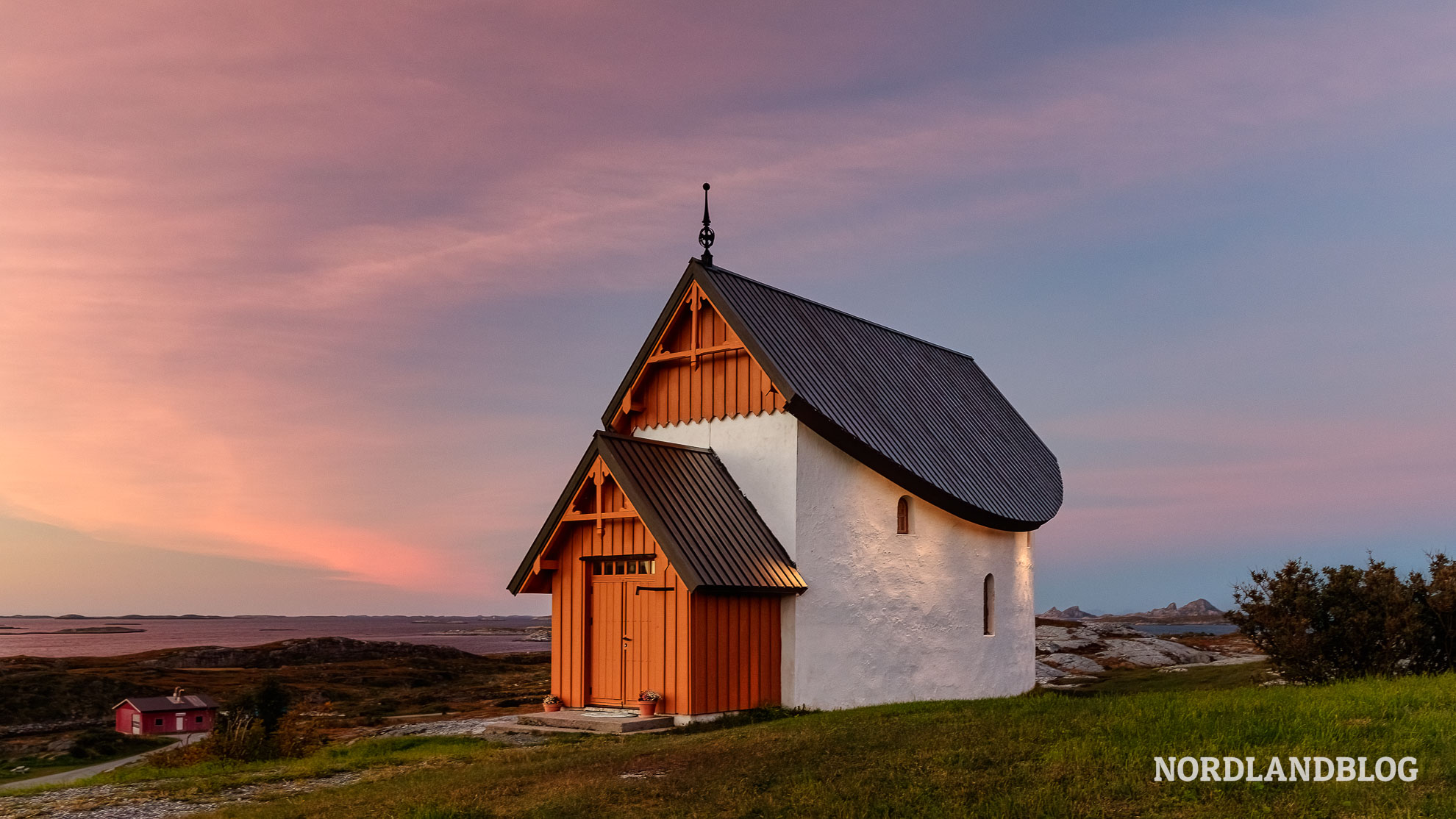 Petter Dass Kapelle auf Træna Helgelandskysten Kystriksveien Fv17