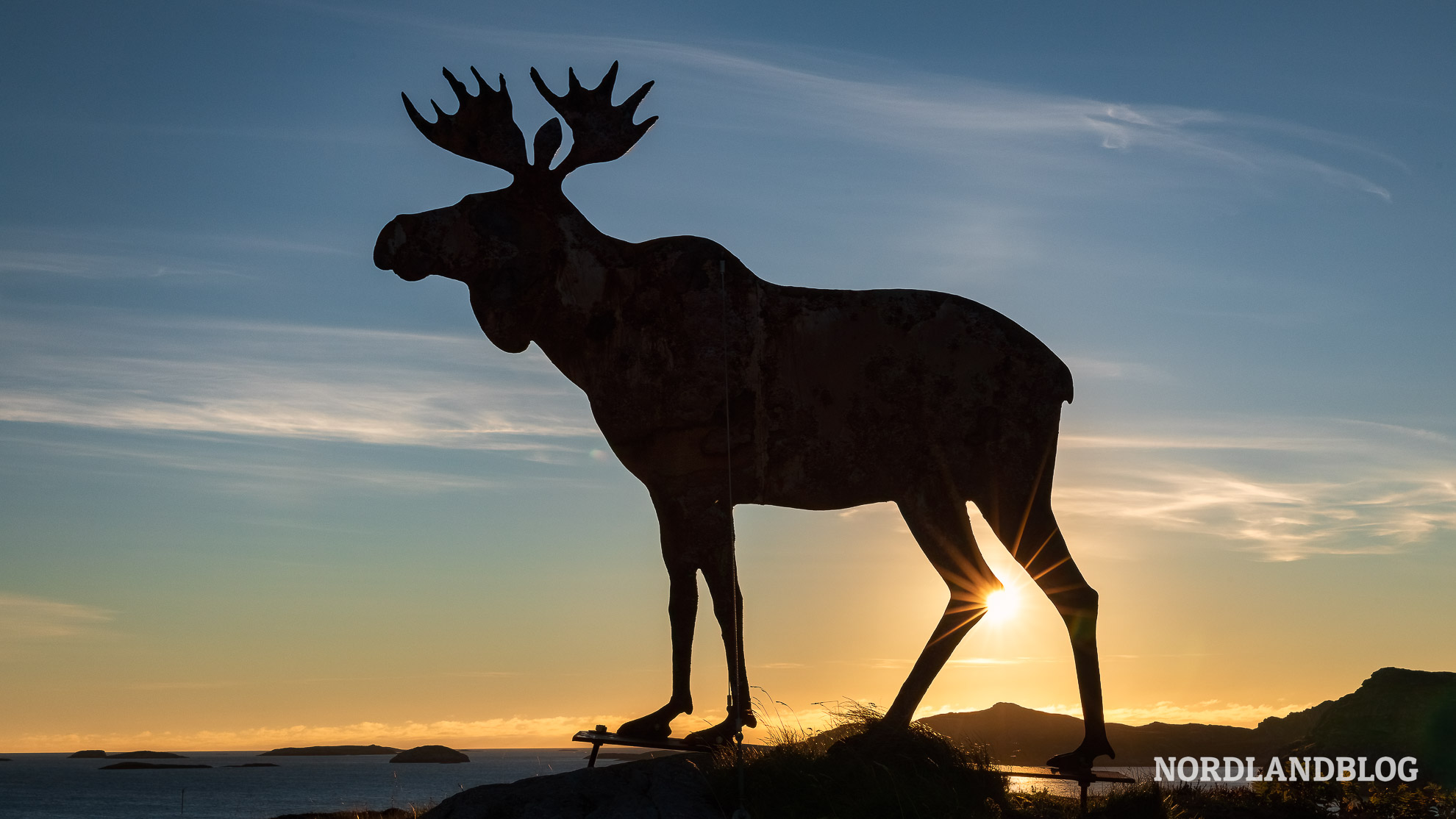 Elch Skulptur auf Træna Helgelandskysten Kystriksveien Fv17