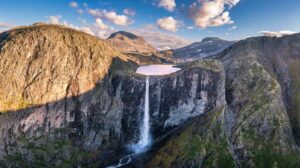 Titelbild Mardalsfossen Wassserfall Norwegen
