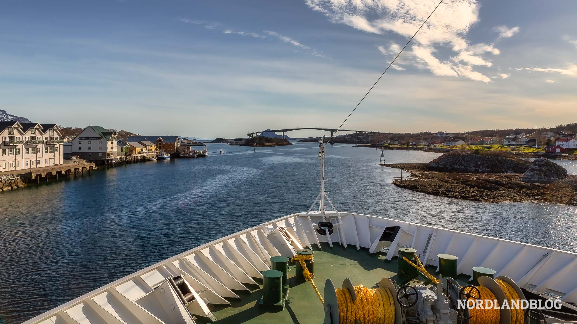 An Bord der Hurtigruten im Brønnøysund an der Helgelandskysten (Kystriksveien)