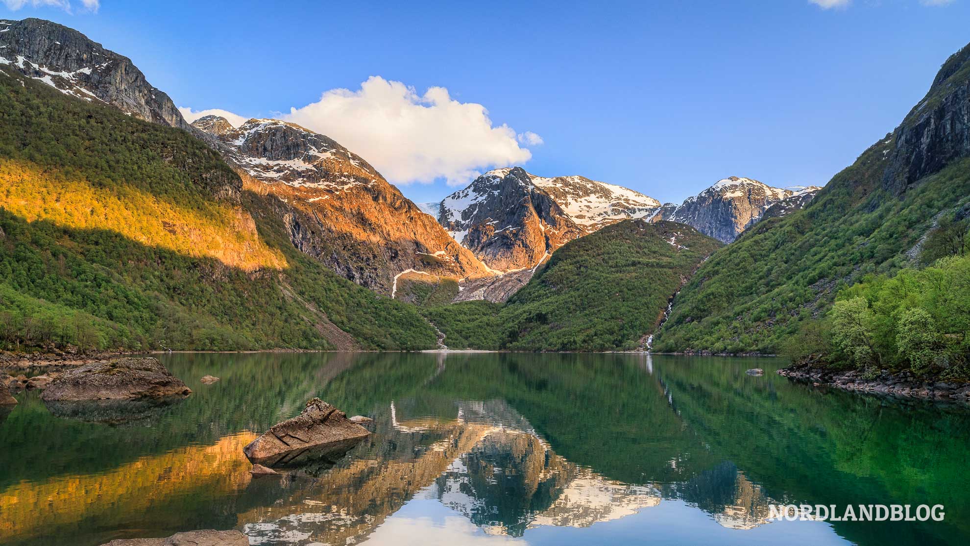 Bondhusvatnet Wanderung Bergsee Panorama Hardangerfjord Norwegen