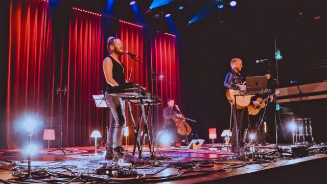 Titelbild-Arstidir Band aus Island