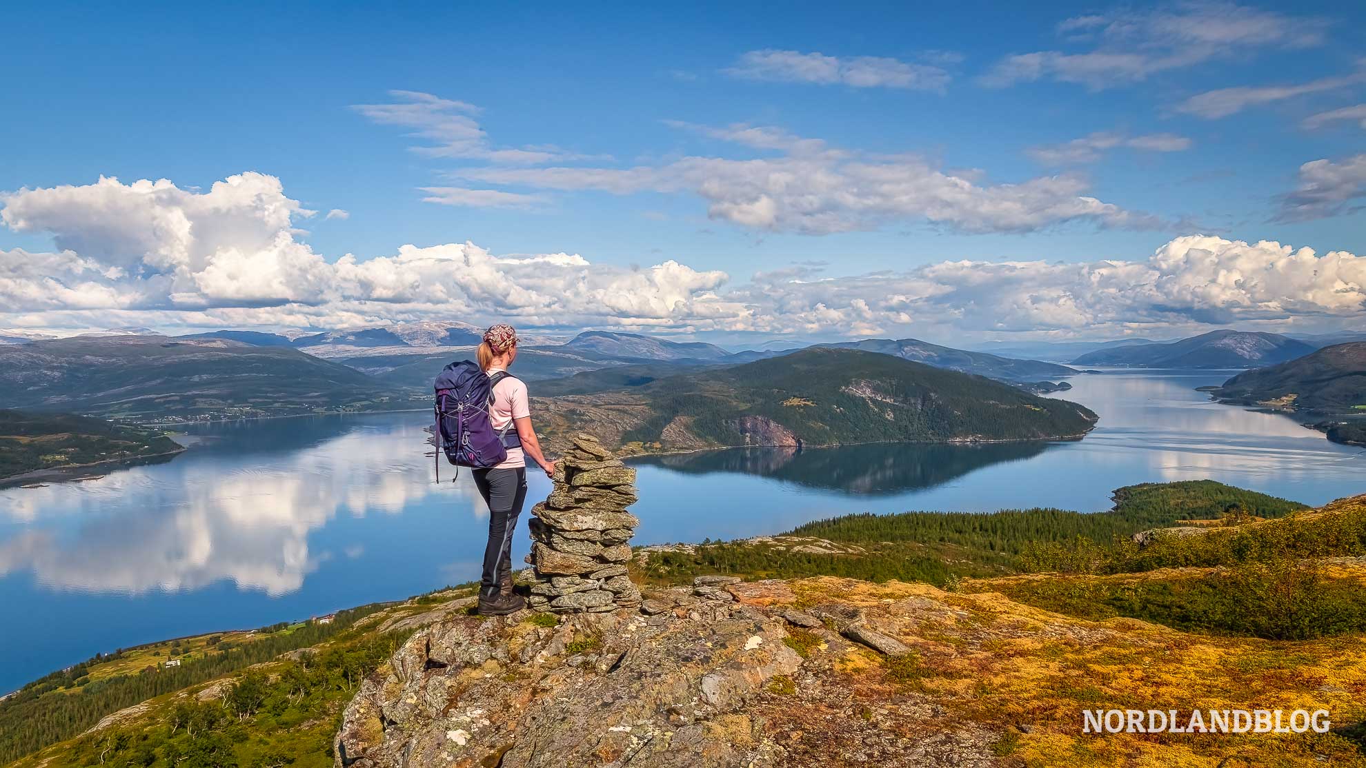 Ausblick Panorama Ranfjorden Nepsteinen Helgeland Norwegen