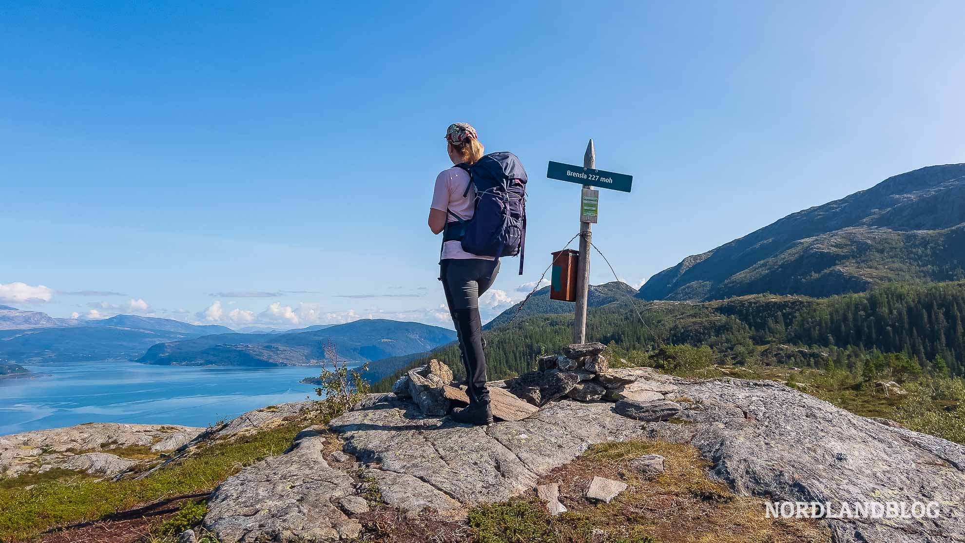 Brensla Wanderung Nepsteinen Helgeland Norwegen