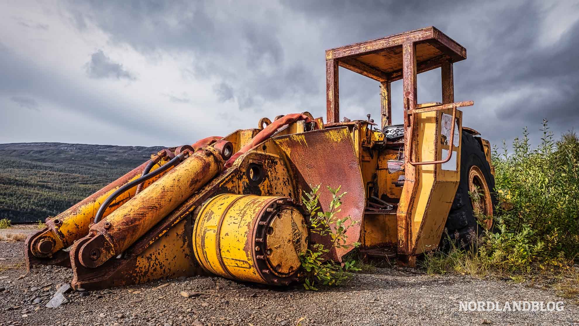 Radlader Baumaschine Sulitjelma Helgeland Norwegen