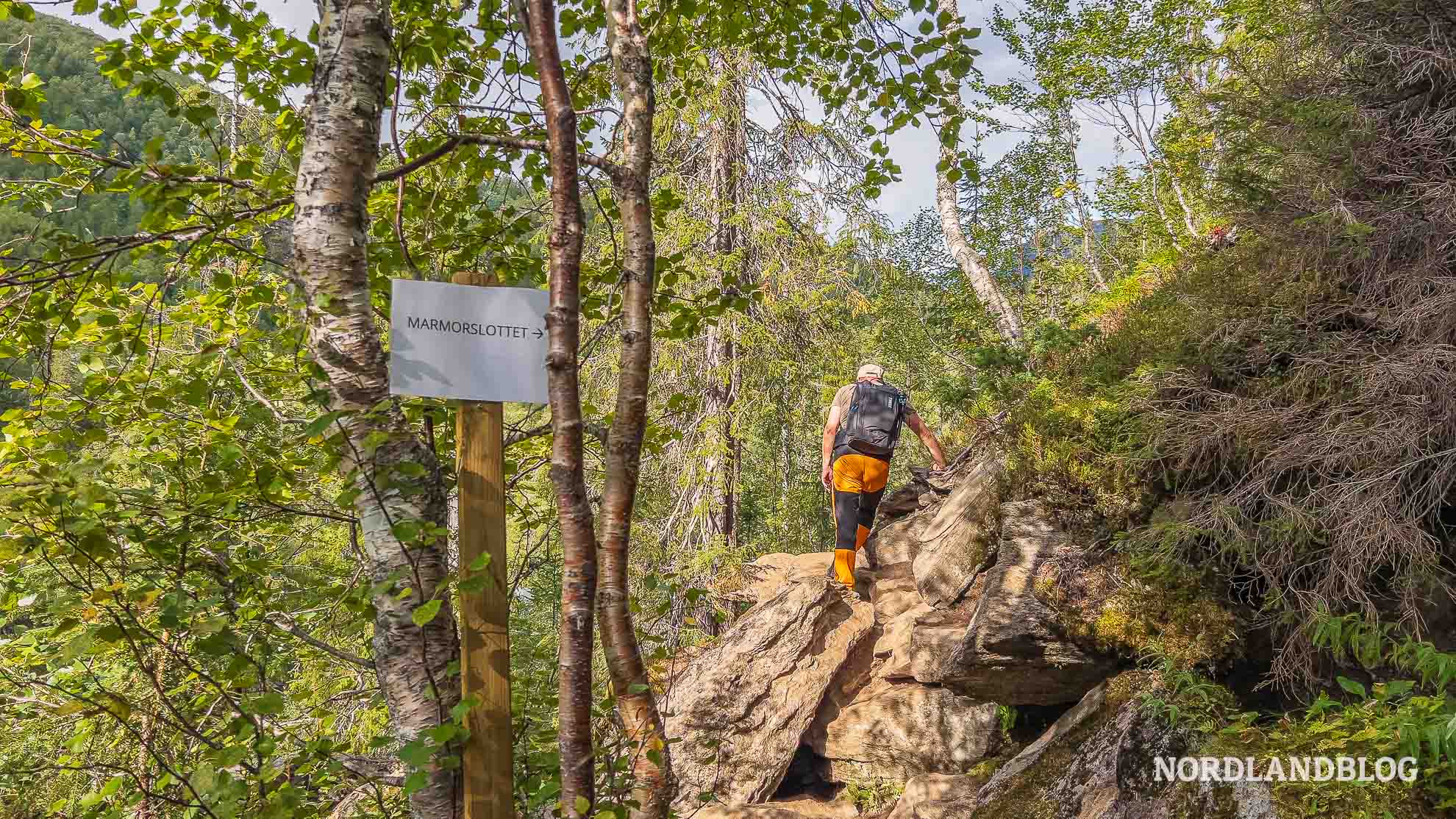 Marmorslottet Kletterpartie Wanderung Glomåga Helgeland Norwegen