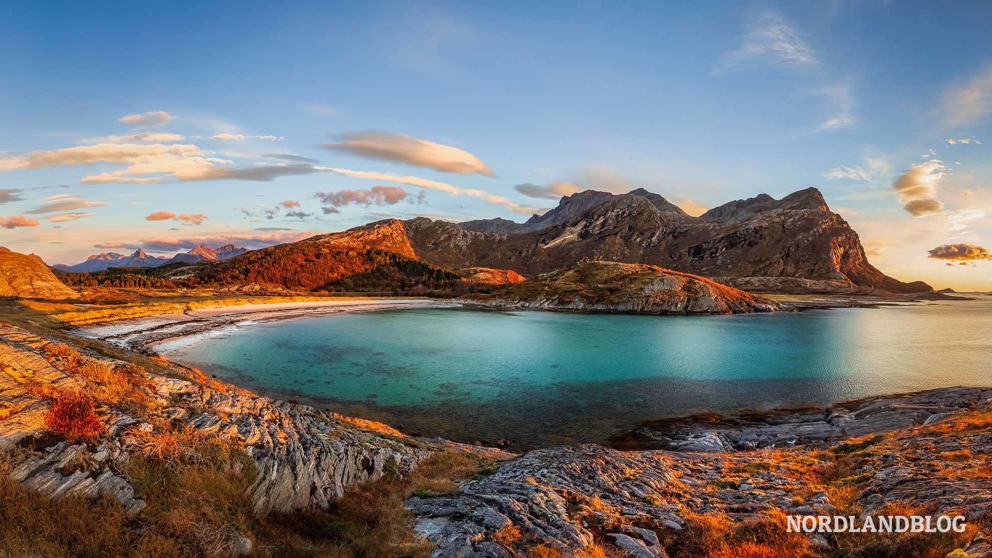 Lysvika Strand Nordnorwegen Straende bei Bodo