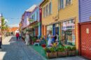 Titelbild Interview Auswanderer Norwegen Stavanger Gasse