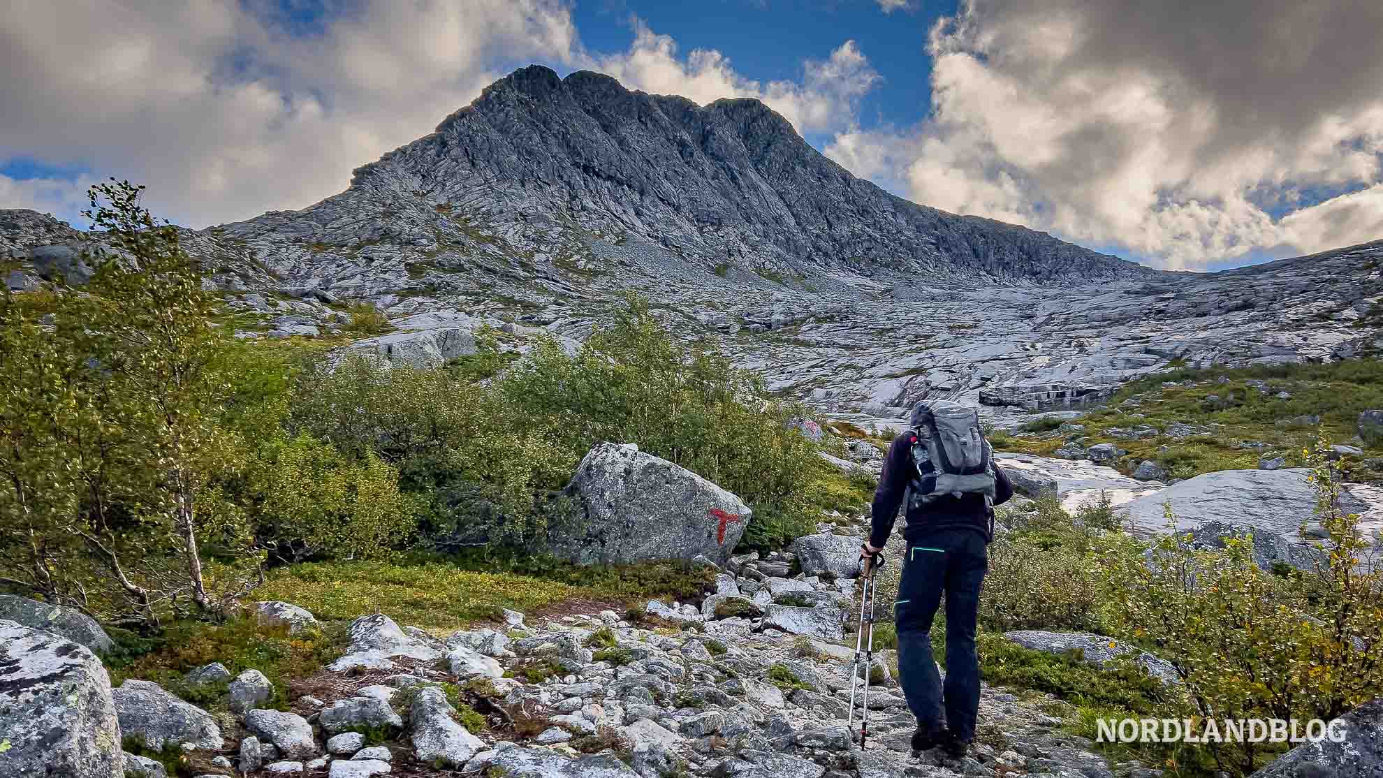 Sirko auf dem Weg zum Skjæringen, Sieben Schwestern, Helgelandskysten