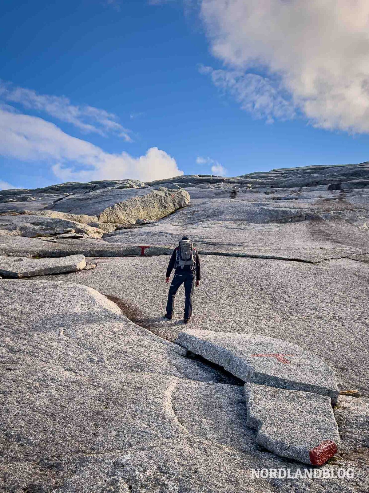 T markierter Wanderweg zum Skjæringen, Sieben Schwestern, Helgelandskysten