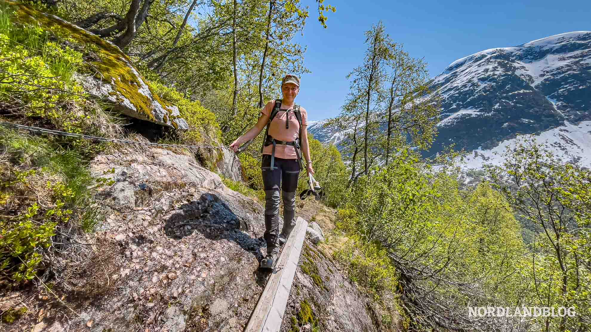 Conny Ketten Aufstieg Wanderung Tuftebreen Sognefjord Norwegen