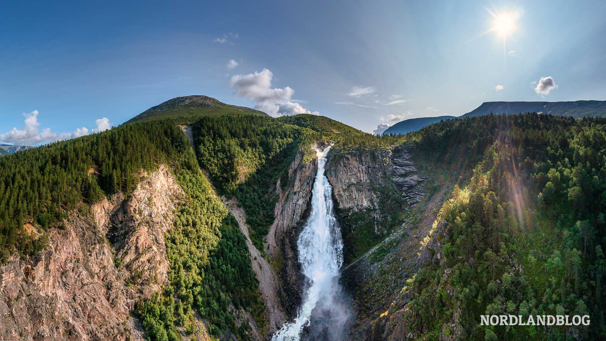 Drohnenaufnahme Lindalsfallet Amotan Wanderung Norwegen
