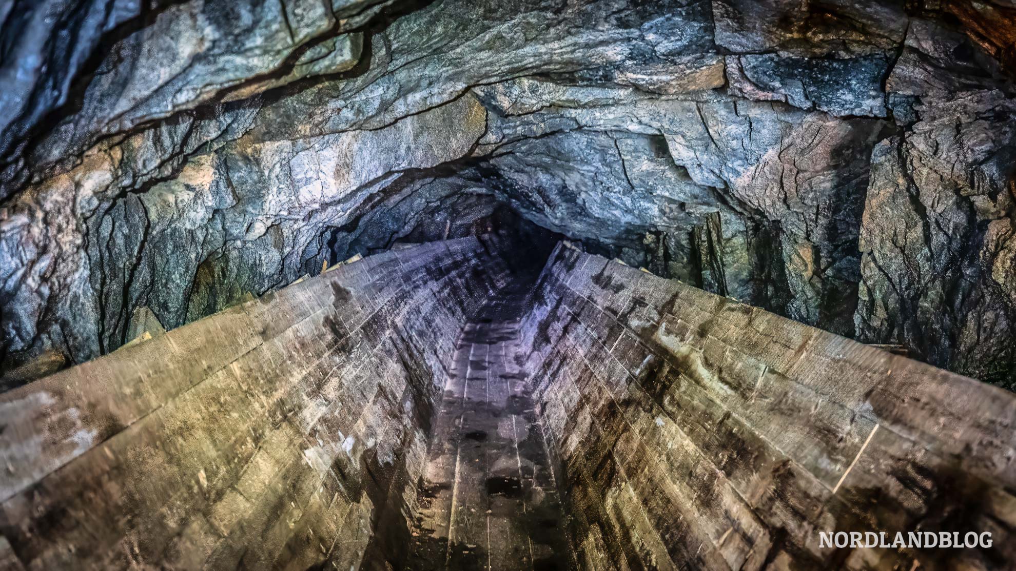 Tommerrenna Tunnel Suednorwegen Wanderung