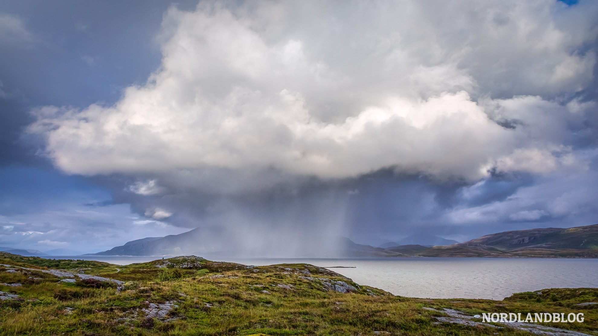 Leka Insel Norwegen Gewitter Wetterdrama