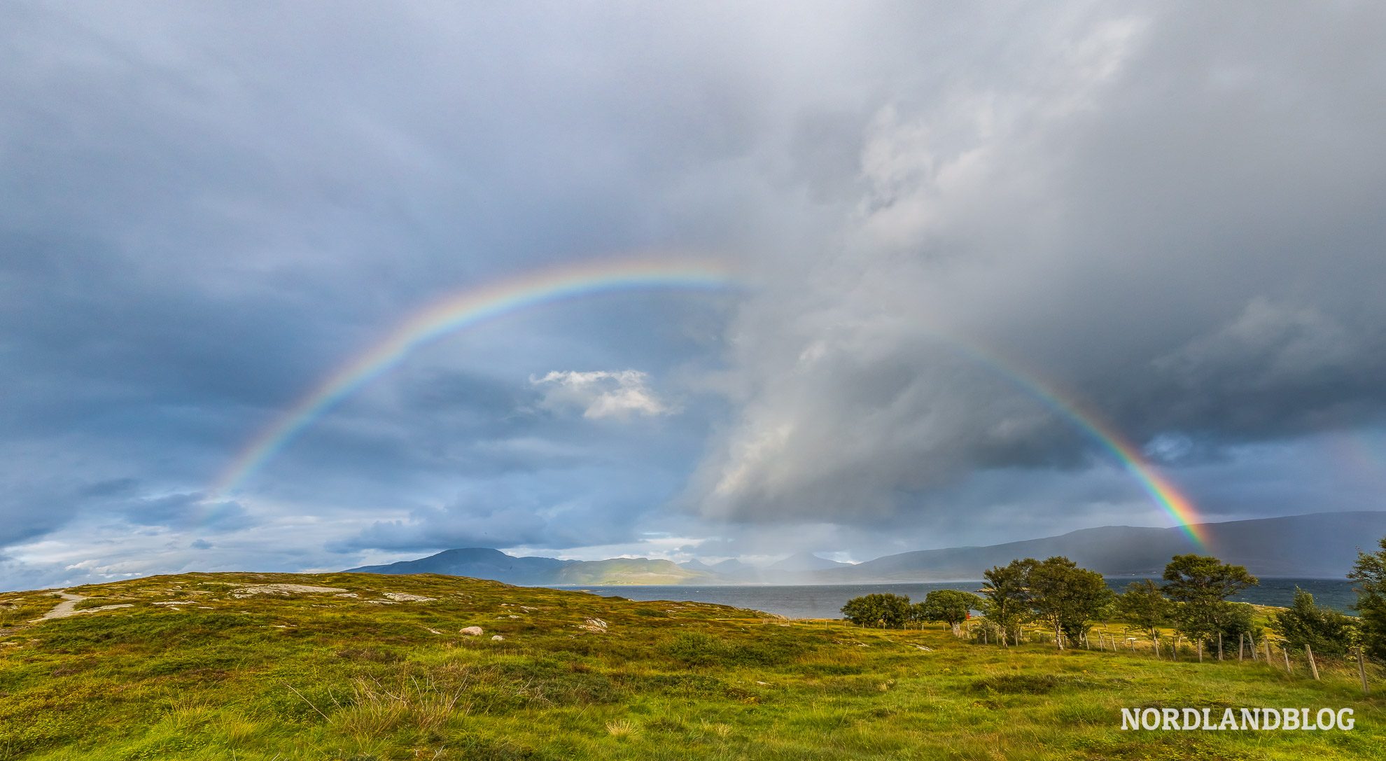Leka Insel Norwegen Regenbogen