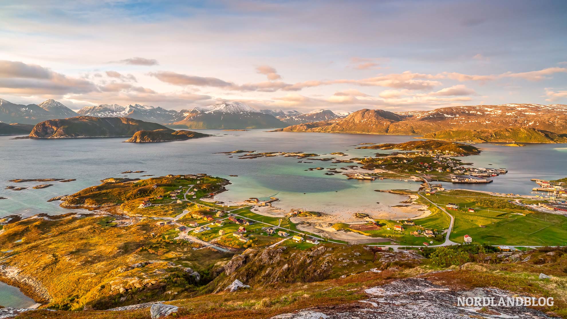 Mitternachtssonne Sommaroy Troms Nordnorwegen