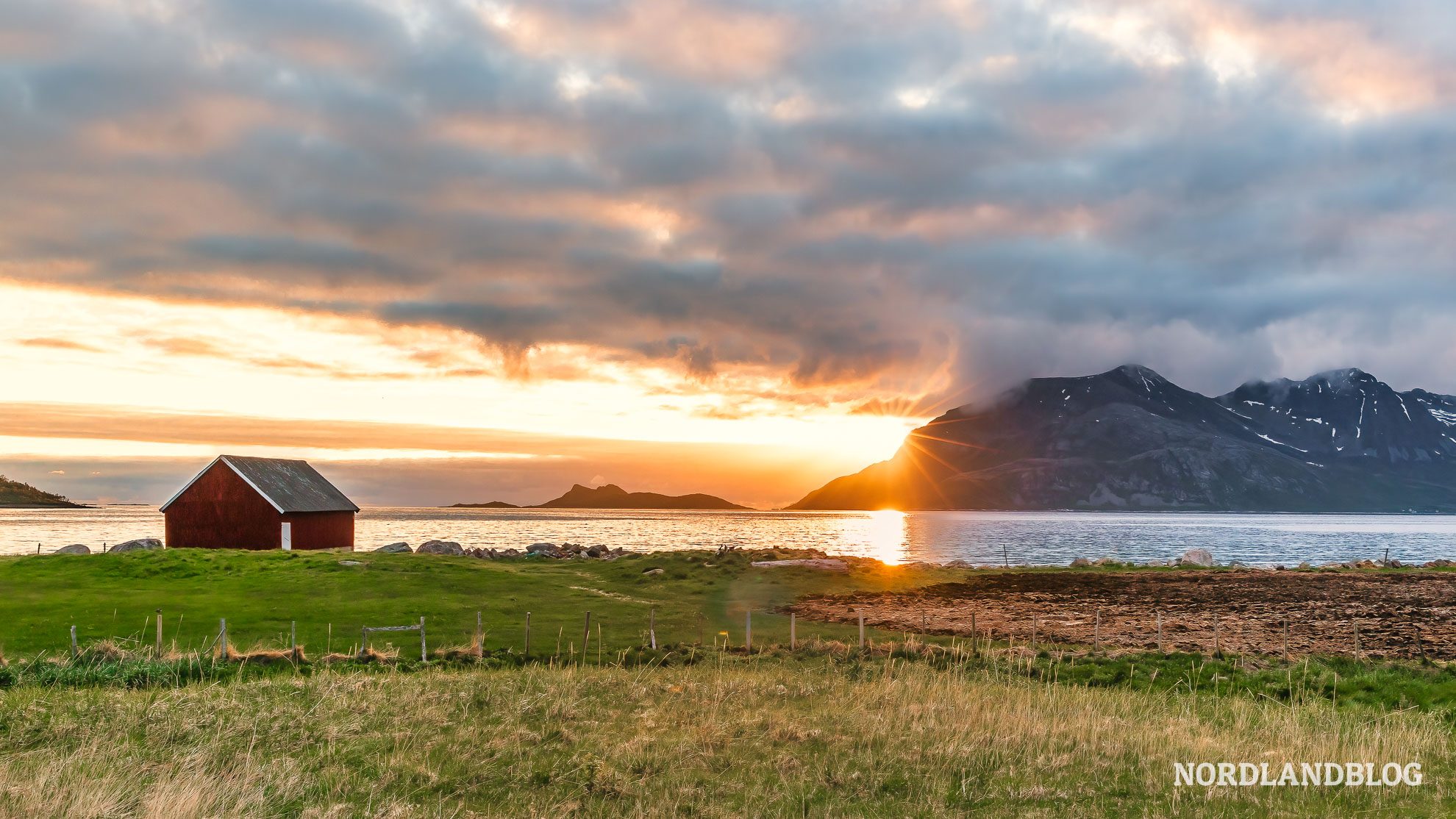 Mitternachtssonne Troms Nordnorwegen