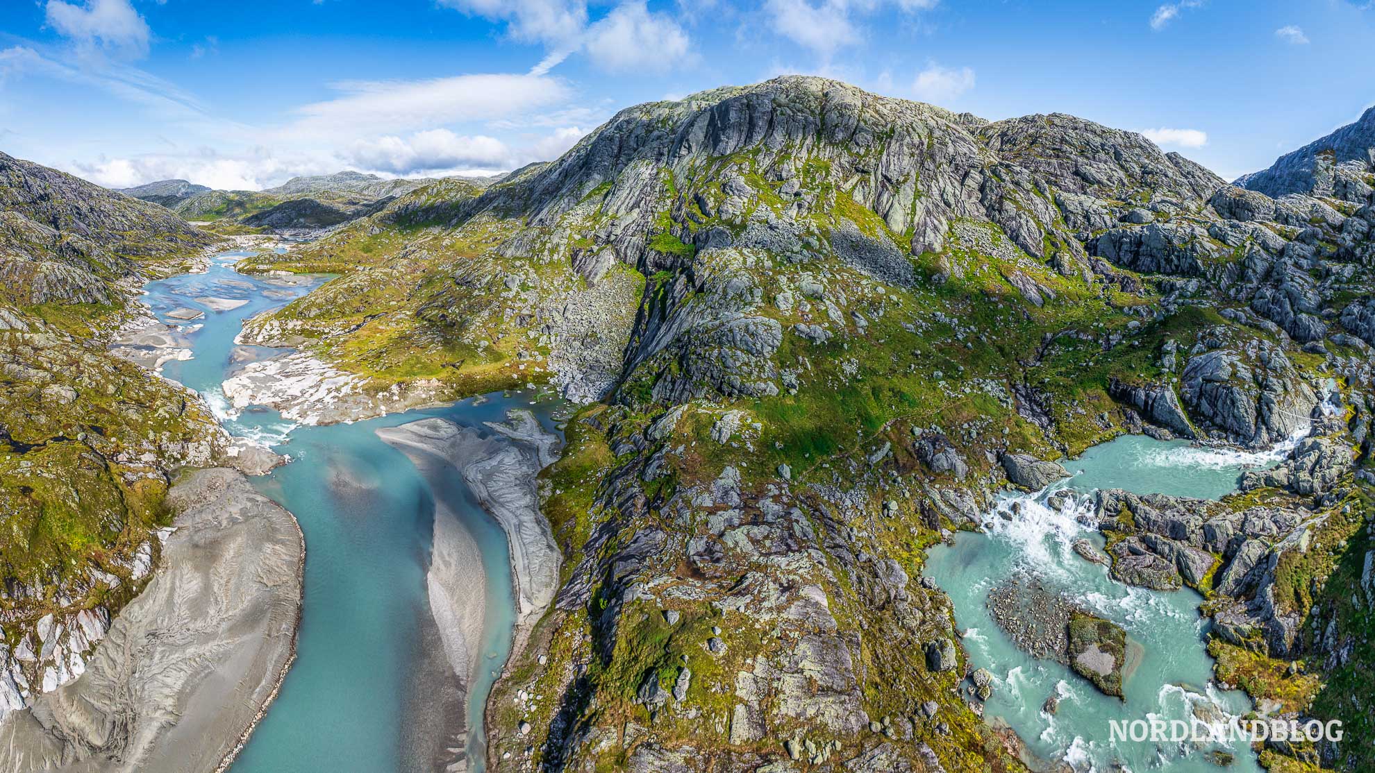 Wasserlauf Bladalen Svelgabreen Wanderung Gletscher