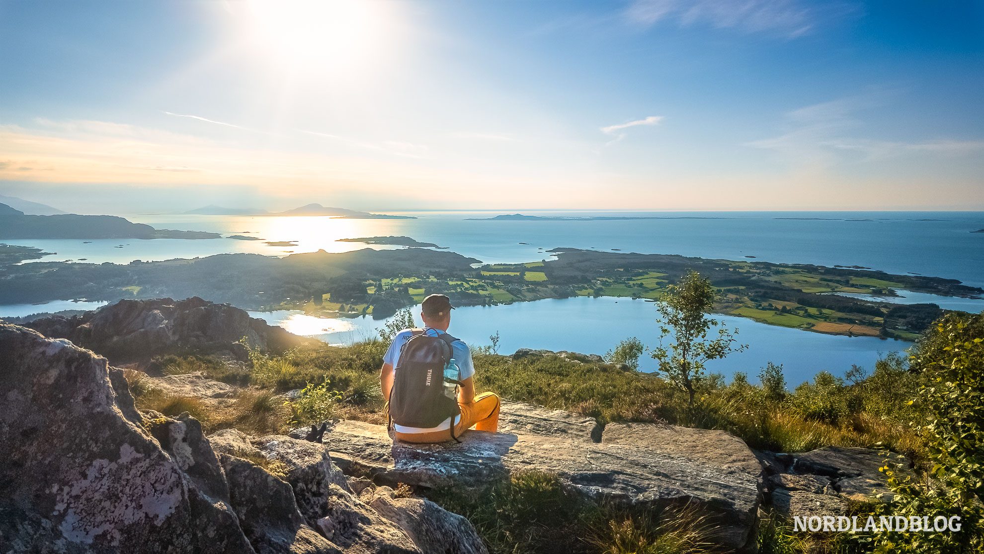 Pause-erste-Etappe-Wanderung-Midsundtrappene-Rorsethornet