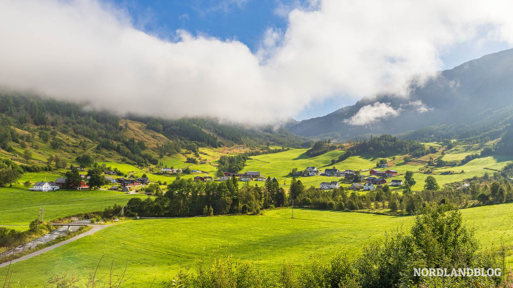 Tal Folgefonna Gletscherstrasse Hardangerfjord