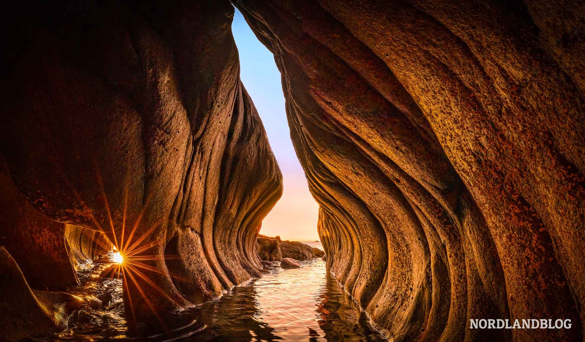 Meeresgrotte Haramsoya mit Fotofiltern aufgenommen