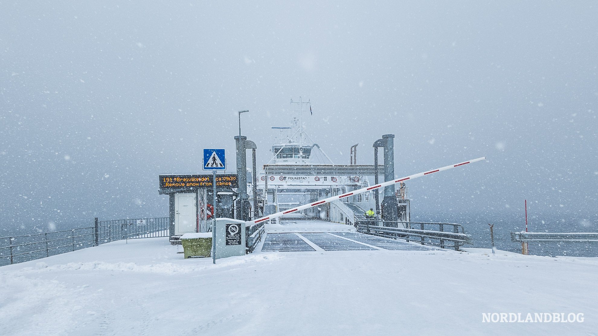Fährlinie in Nordnorwegen im Schneesturm