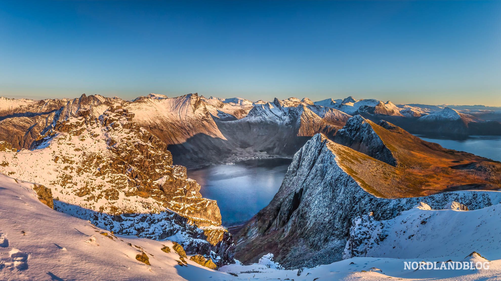 Husfjellet Senja Winterziele Skandinavien Norwegen