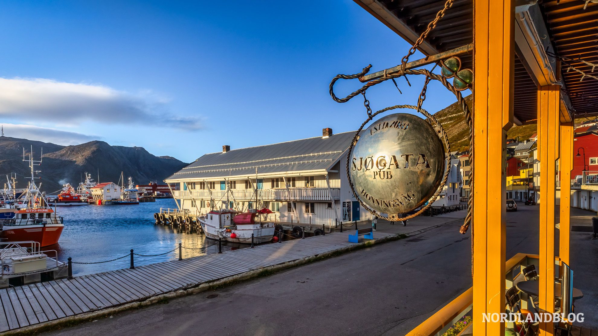 Pub Honningsvag Mageroya Highlights Nordkap Norwegen