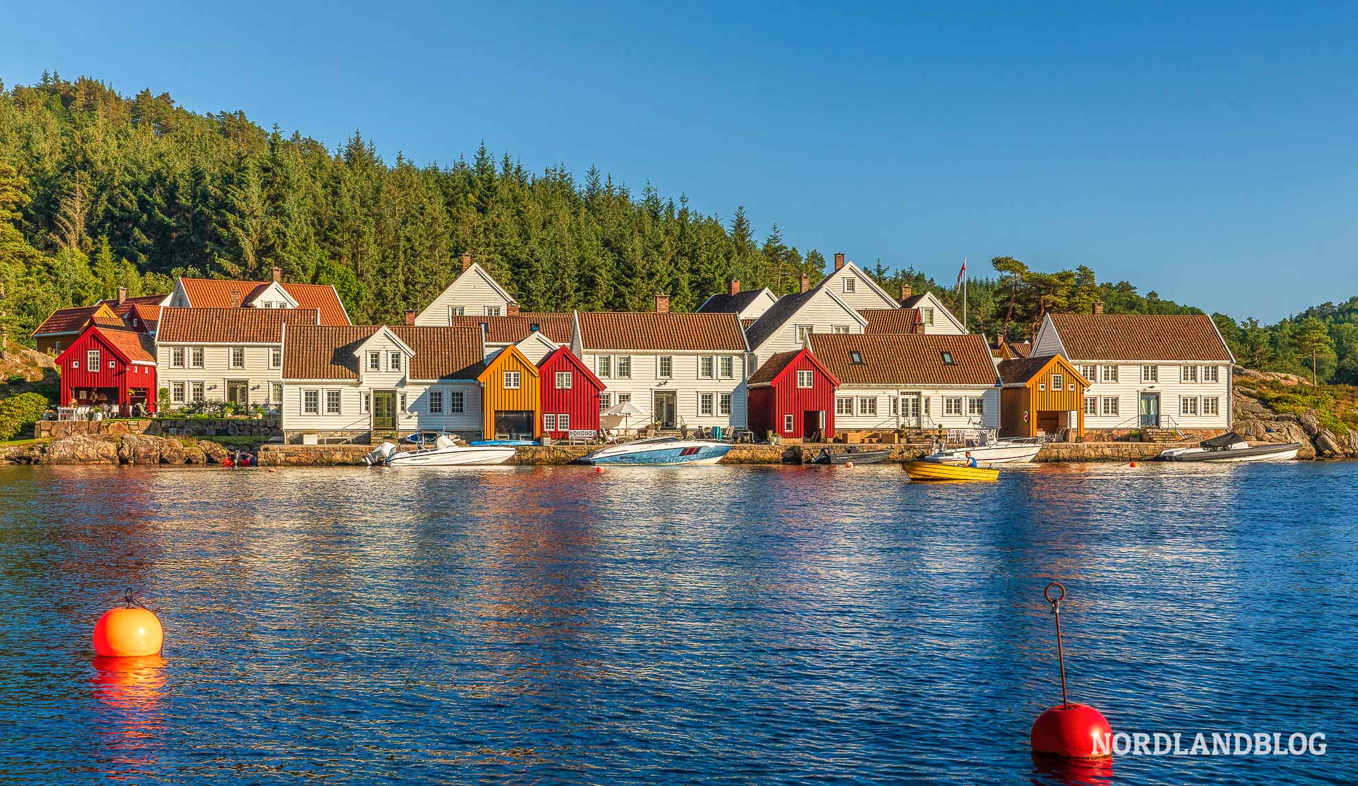 Holzhaus Idyll Suednorwegen Nordsjoevegen Nordseestrasse Nordsee Norwegen