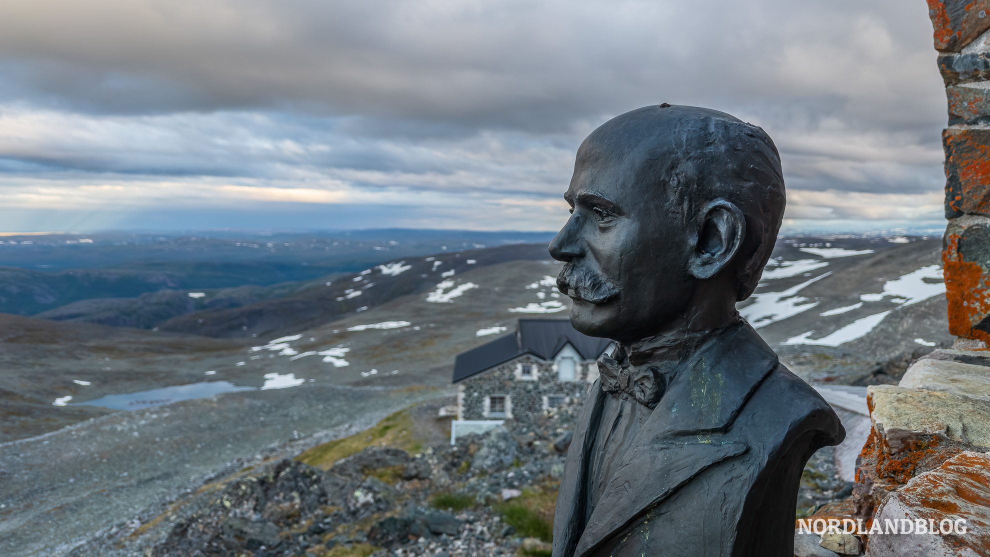 Bueste Erbauer Haldde Haldetoppen Nordlichtobservatorium Alta Norwegen Finnmark