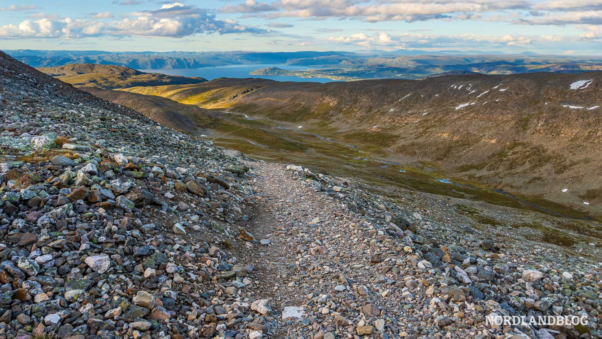 Letzte Etappe Wanderung Haldde Haldetoppen Nordlichtobservatorium Alta Norwegen Finnmark