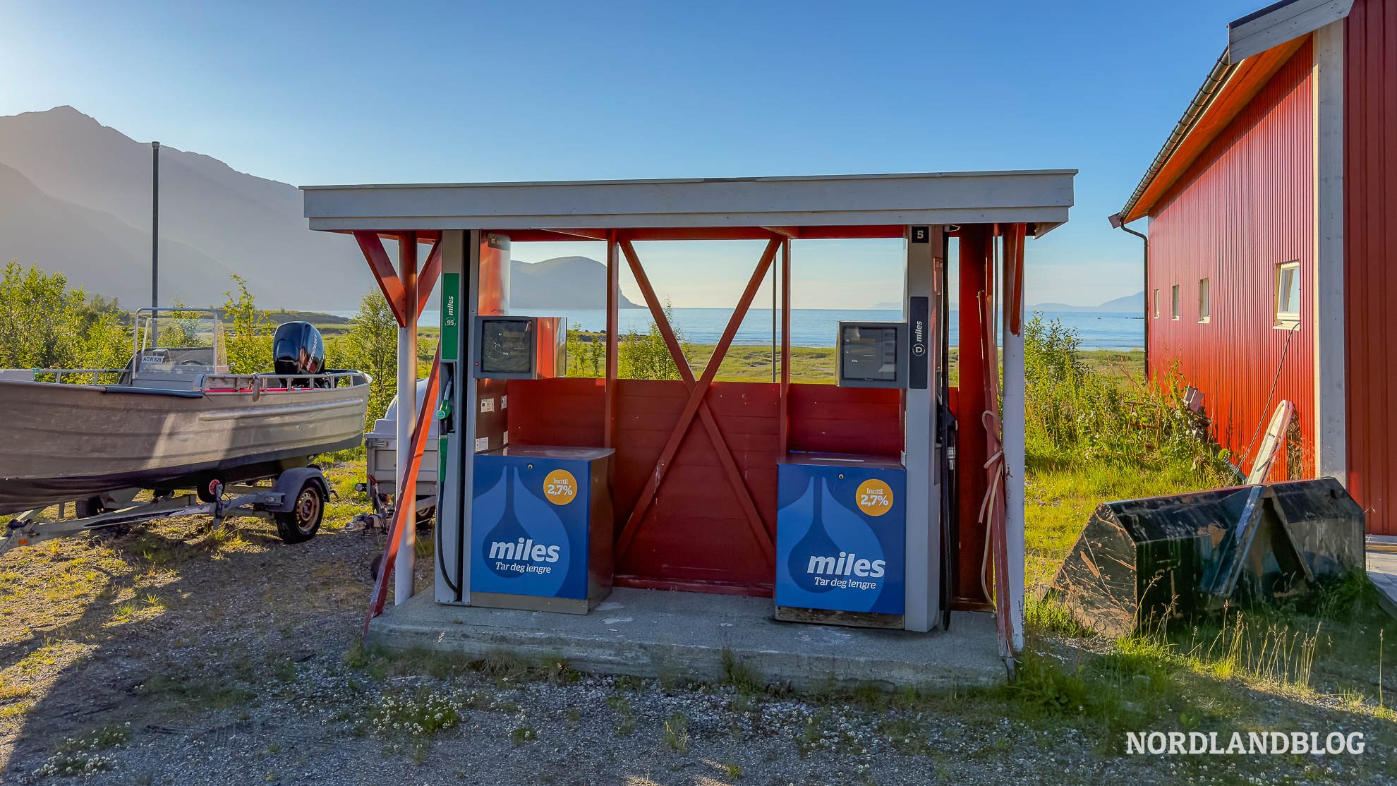 Tanken in Norwegen Tankstelle Finnmark Insel
