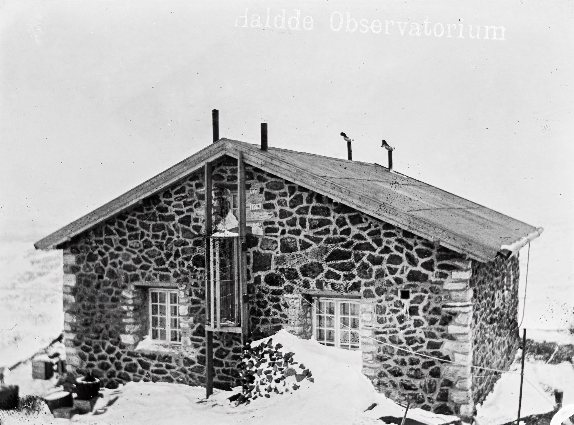 Steinhaus Nordlichtobservatorium Haldde Geschichte