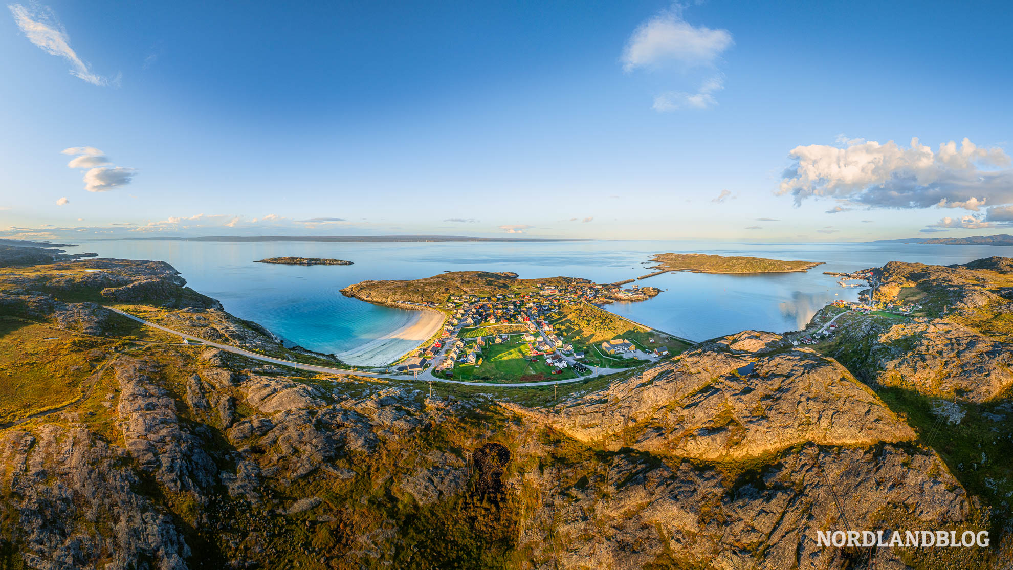 Panorama Drohne Bugoynes Finnmark Nordnorwegen