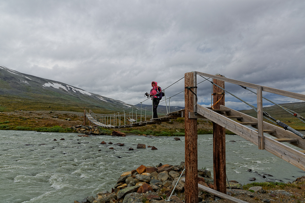 Bild mit einer weiteren Hängebrücke im Jotunheimen. Dem Nationalpark im Jotunheimen