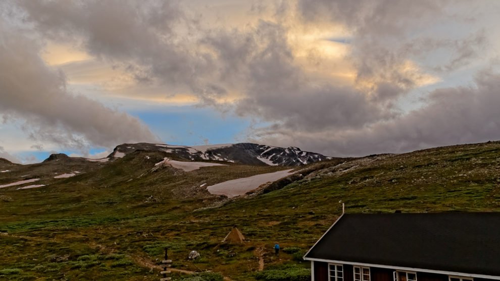 Bild von der bewirtschafteten Hütte Gitterheim die einer der größten Unterkünfte in Jotunheimen (Norwegen) ist.